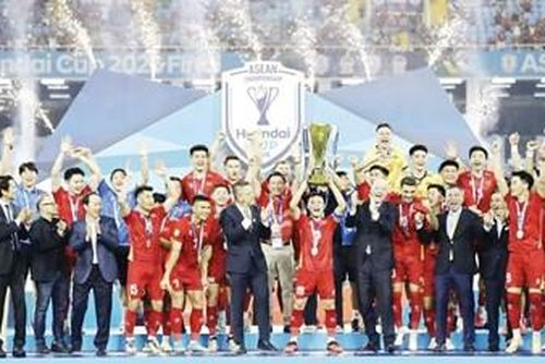 Chờ điều gì ở sân chơi mới?