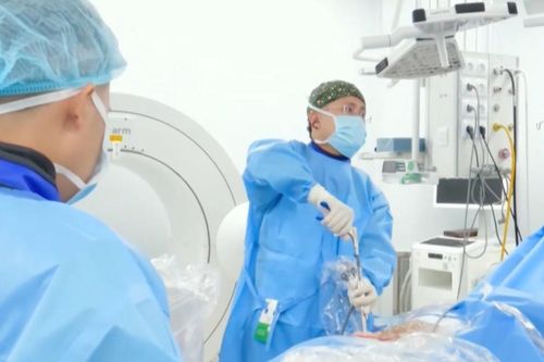 Phẫu thuật trượt đốt sống bằng nội soi