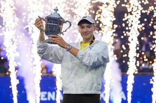 Elena Rybakina lần đầu vô địch Mỹ mở rộng