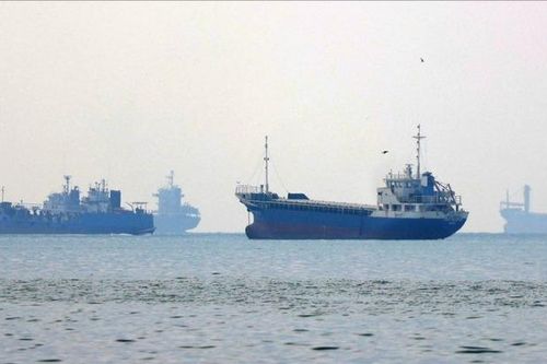 Tàu thương mại Iran bị tấn công tại eo biển Hormuz