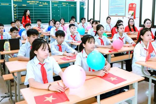 Bỏ thi học sinh giỏi cấp trường, vì sao áp lực 'tạo nguồn' vẫn âm ỉ?