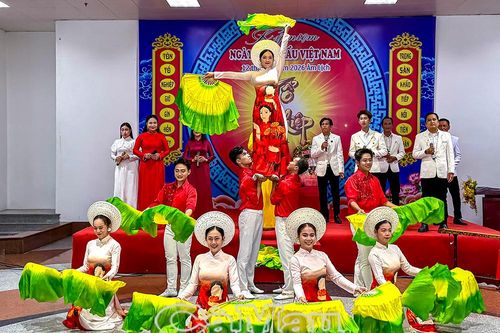 Trang trọng chương trình kỷ niệm Ngày Sân khấu Việt Nam
