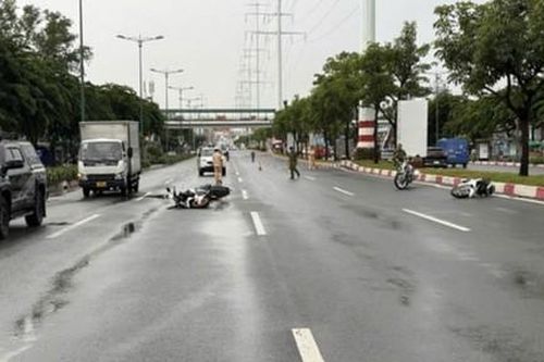 Công an TPHCM tìm nhân chứng vụ 3 xe máy va chạm trên đường Phạm Văn Đồng