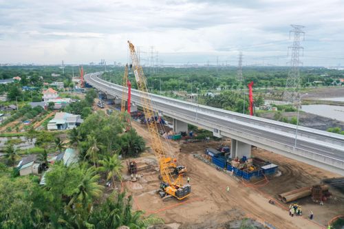 Rầm rộ thi công nút giao đa tầng 3.000 tỷ, mở lối kinh tế biển TP.HCM