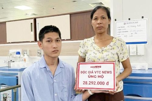Chàng trai từng chỉ còn 5% cơ hội sống nhận hơn 28 triệu đồng do bạn đọc giúp đỡ