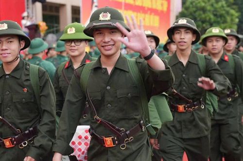 Bao nhiêu tuổi không còn phải thực hiện nghĩa vụ quân sự?