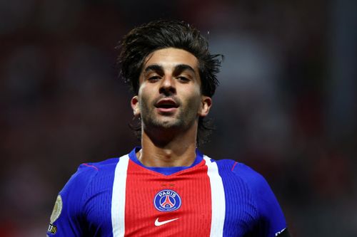 PSG khởi đầu chật vật