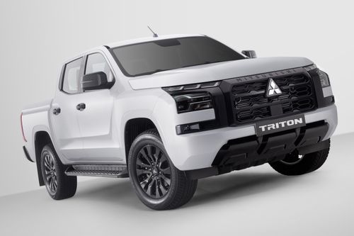 Vừa có doanh số kỷ lục, bán tải Mitsubishi Triton có ngay bản mới