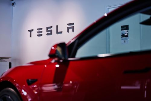 Tesla sắp bán chính hãng tại Việt Nam?