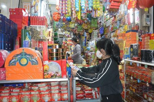 Gia Lai: Bánh Trung thu đa dạng, chờ sức mua khởi sắc