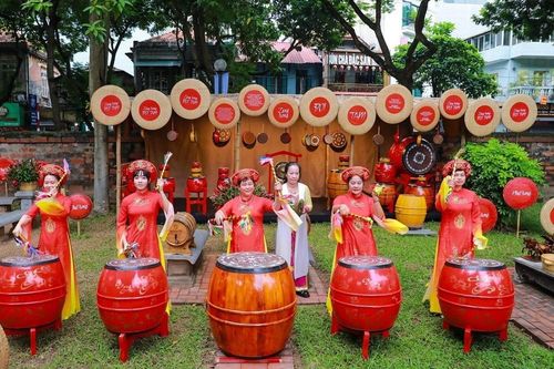 Một tiếng trống – Ngàn năm văn hiến