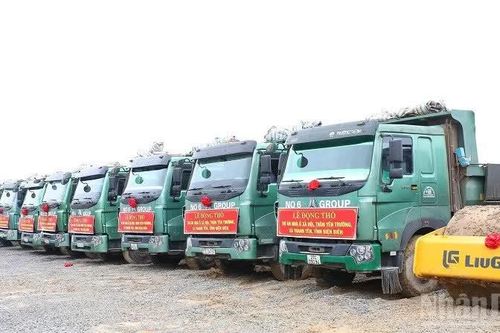 Chủ tịch Ủy ban nhân dân tỉnh Điện Biên chỉ đạo báo cáo giải ngân vốn đầu tư, thực hiện kịch bản tăng trưởng theo ngày