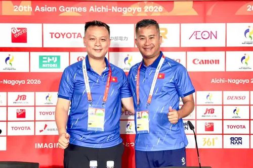 Huấn luyện viên Đinh Hồng Vinh: U23 Việt Nam đặt mục tiêu vượt qua vòng bảng