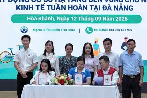 Khởi động chương trình thúc đẩy mạng lưới người thu gom rác thải