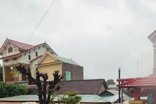 Mưa lũ gây ngập lụt, chia cắt nhiều khu vực ở Quảng Trị