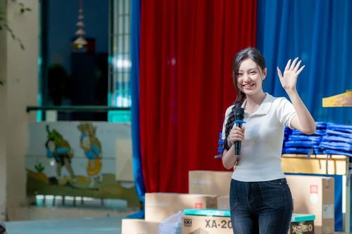 Á hậu Khánh Như khởi động dự án trao máy tính cho trẻ em có hoàn cảnh khó khăn