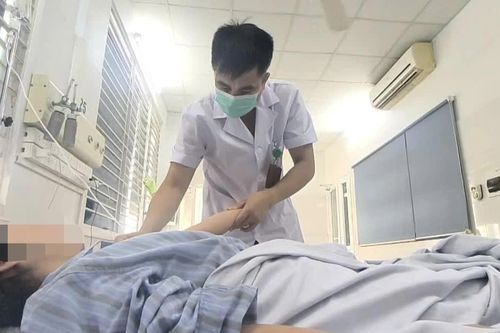 Sốt xuất huyết ở người đang hóa trị ung thư diễn biến phức tạp