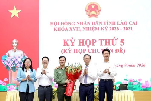 Lào Cai: Thông qua 9 nghị quyết về nhân sự, đầu tư công, ngân sách