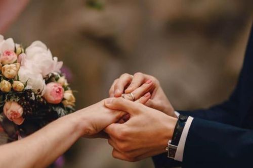 Hôn nhân thời hiện đại và những 'khoảng trống' pháp lý mới