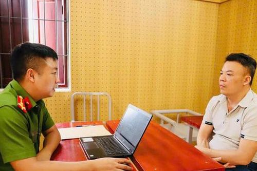 Khởi tố đối tượng giả danh lãnh đạo, lừa đảo hàng trăm triệu đồng
