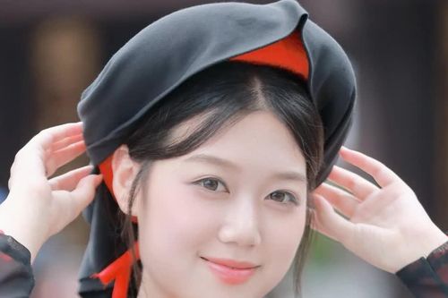 Về miền Quan họ, thí sinh Hoa hậu Việt Nam càng thêm duyên