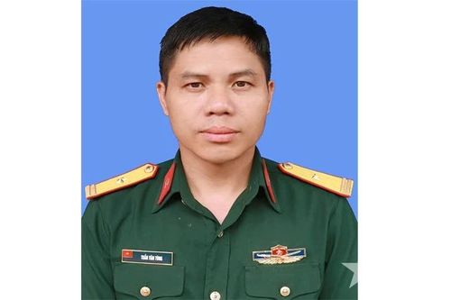 Sẽ truy thăng quân hàm vượt cấp lên Trung tá đối với Thiếu tá Trần Văn Tùng