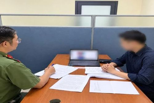 Công an làm việc với chủ tài khoản đăng thông tin Grab kêu gọi tắt app