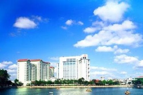 Xuất hiện tin rao bán khách sạn Daewoo, Bông Sen Corp đang gồng lỗ gần 3.800 tỷ