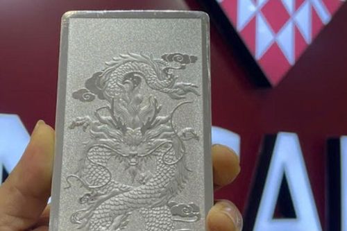 Giá bạc đồng loạt đi xuống, trong nước về mức 58 triệu đồng/kg