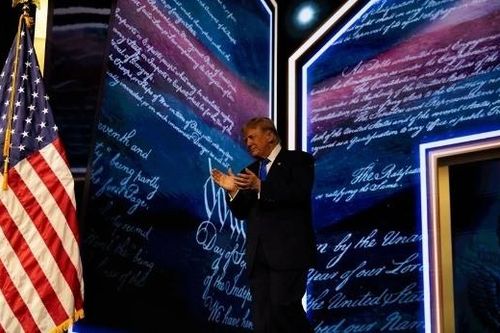 Ông Trump nói Mỹ có thể ở lại Iran sau xung đột, xem xét công bố thêm hồ sơ 11/9