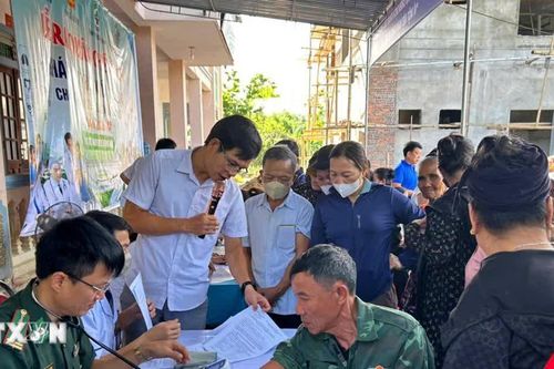 'Tủ thuốc biên cương' - Điểm tựa chăm sóc sức khỏe nơi phên giậu Tổ quốc