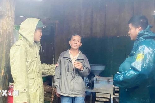 Quân khu 4 kiểm tra, chỉ đạo công tác ứng phó mưa lũ tại Quảng Trị