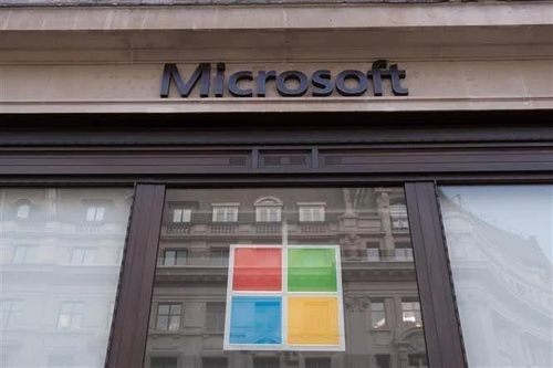 Chủ tịch, CEO Microsoft ủng hộ điều tiết tốc độ phát triển AI