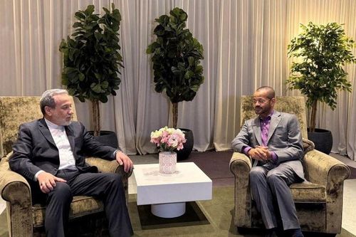 Cuộc đàm phán giữa Iran và các nước vùng Vịnh bị hoãn