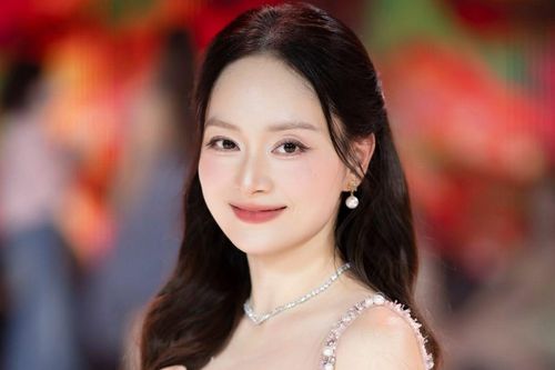 Lan Phương công khai về hạnh phúc ở tuổi 43