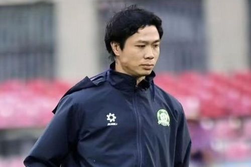 Cựu trợ lý HLV Troussier tuyên bố bất ngờ về Công Phượng sau 2 trận tịt ngòi