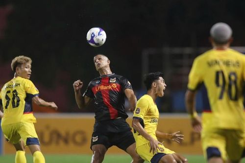Kết quả vòng 2 V.League 2026/27: Ninh Bình lên đỉnh, Hà Nội chạm đáy