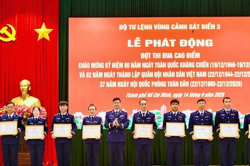 Phát động đợt thi đua cao điểm '80 ngày thi đua Quyết thắng - Viết tiếp bản hùng ca'