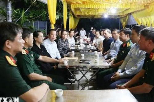 Biểu tượng đẹp của người lính 'Bộ đội Cụ Hồ' quên mình vì nhân dân