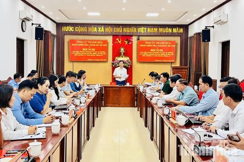 Xây dựng đội ngũ cán bộ cơ sở vùng biên dám nghĩ, dám làm, dám chịu trách nhiệm