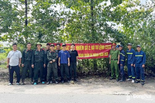 Cán bộ, chiến sĩ Đội Chữa cháy và cứu nạn, cứu hộ Khu vực 3 tích cực hưởng ứng hoạt động dân vận