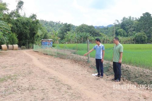 Na Sầm: Chung sức làm đường giao thông