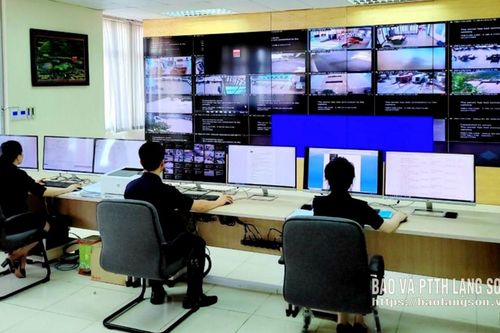 Hải quan với "Bình dân học vụ số"