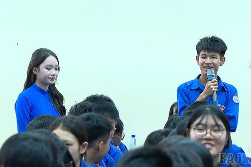 Chiến dịch truyền thông "Xây dựng tình bạn đẹp - Nói không với bạo lực học đường"