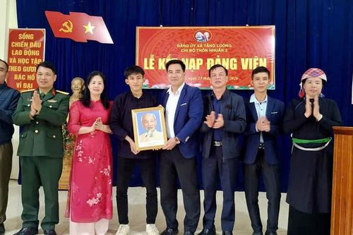 Xây dựng Đảng vững mạnh từ những “hạt giống đỏ” ở cơ sở