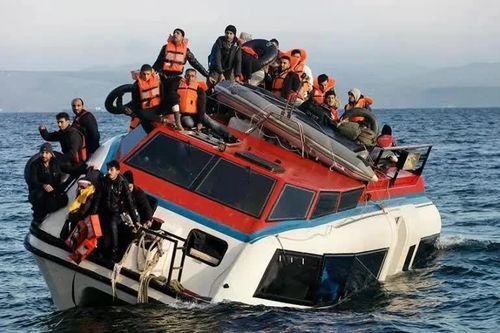 Chìm thuyền chở người di cư ngoài khơi Hy Lạp, ít nhất 25 người mất tích