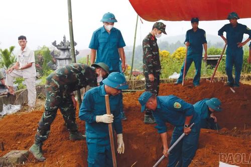 Lính “sao vuông” bắc cầu tri ân