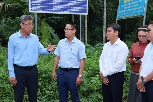 Bảo đảm hoàn thành tiến độ 2 dự án giao thông phía Đông