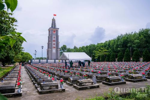 Trường Phú: Triển khai lấy mẫu sinh phẩm hài cốt liệt sĩ tại Nghĩa trang liệt sĩ Mai Thủy
