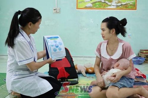 Chú trọng chăm sóc sức khỏe bà mẹ và trẻ em